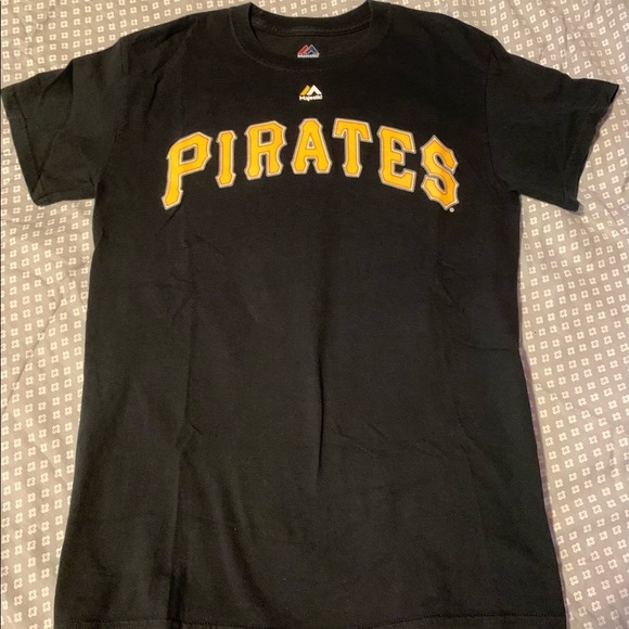 Majestic Pittsburgh Pirates Andrew McCutchen Shirsey MLB T Shirt - Picture 1 of 3